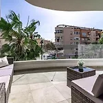 Apartment Infinity 3br & Parking 2p *