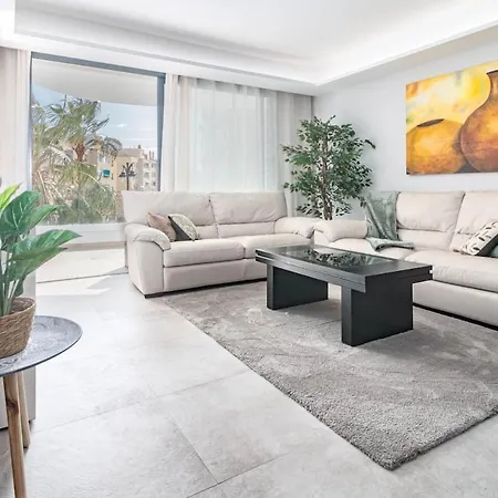Διαμέρισμα Infinity 3br & Parking 2p Εστεπόνα