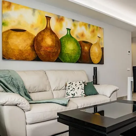 Διαμέρισμα Infinity 3br & Parking 2p *