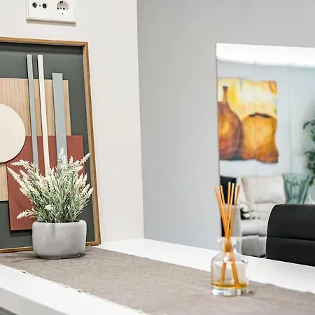 Infinity 3br & Parking 2p Διαμέρισμα *