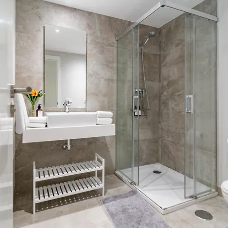 Infinity 3br & Parking 2p