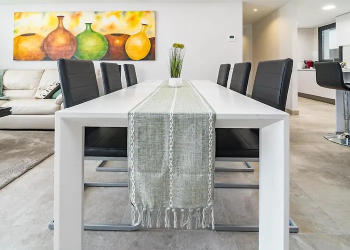 דירה Infinity 3br & Parking 2p אסטפונה