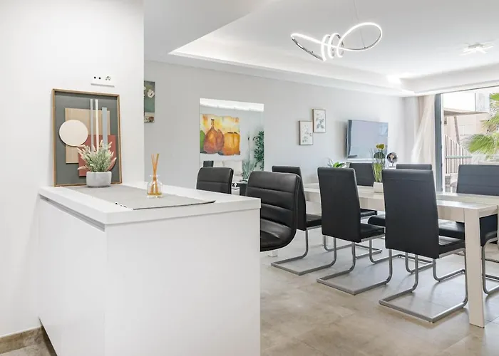 Infinity 3br & Parking 2p *