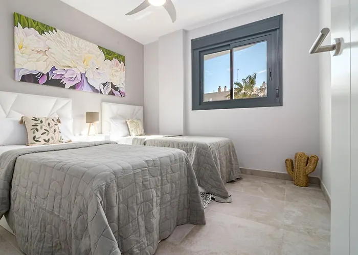 Infinity 3br & Parking 2p אסטפונה