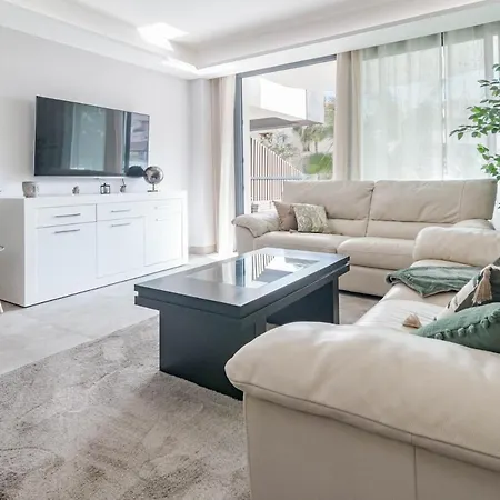 Appartement Infinity 3br & Parking 2p *